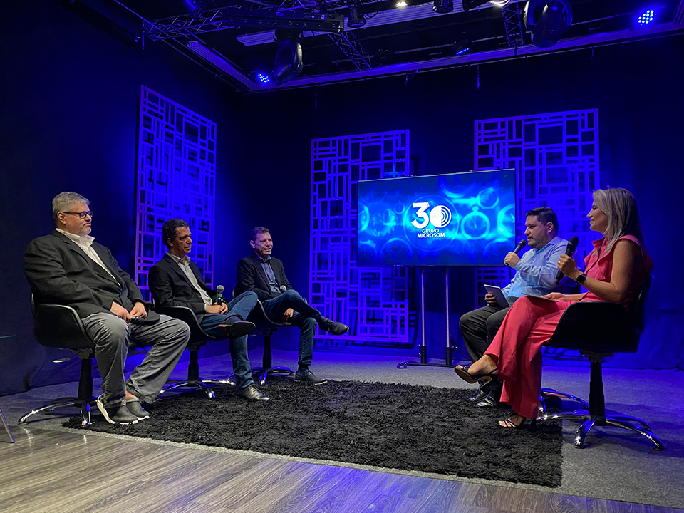 foto-evento-microsom-30-anos.png
